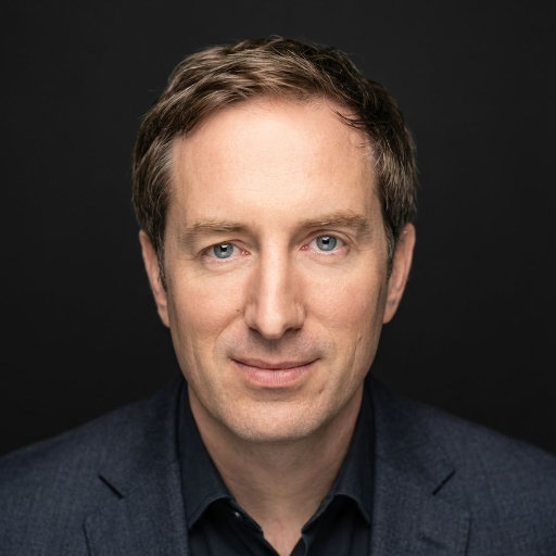 Dr. Alexander Nichau
